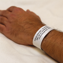 brother-patientenarmband-fuer-erwachsene-groesse-25mm-x-279mm-200-stueck-pro-rolle-weiss-2